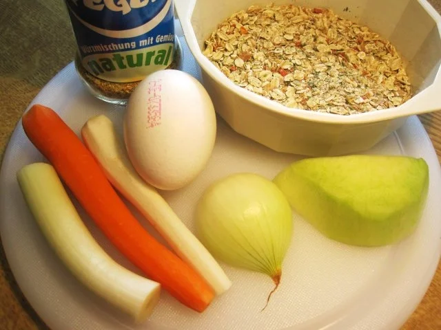 Gemüsebratlinge mit frischem Gemüse - Rezept - Bild Nr. 2