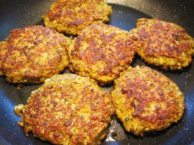 Gemüsebratlinge mit frischem Gemüse - Rezept - Bild Nr. 7