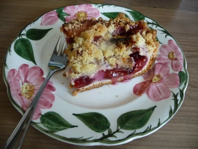 Kuchen : Der Geburtstagskuchen ist angeschnitten... - Rezept