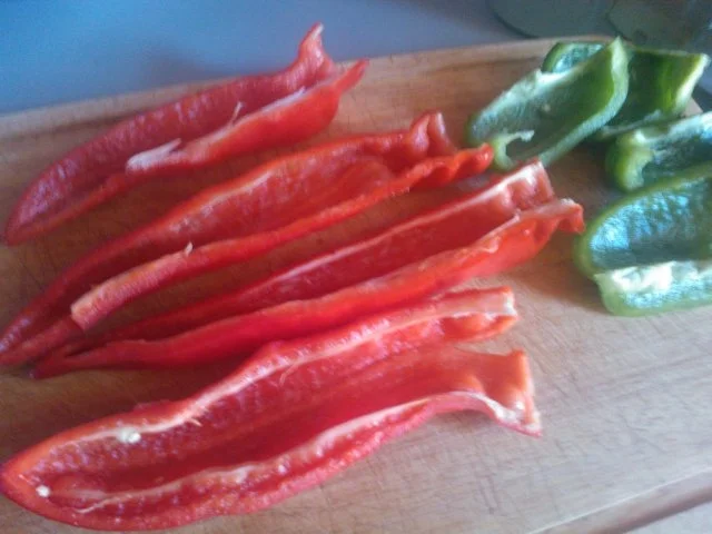 Spitzpaprika-Salat  mit Olivenoel - Rezept - Bild Nr. 3