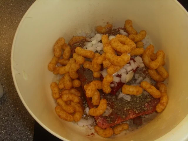 Rezept: Buletten mit Erdnussflips und Schafskäse Bild Nr. 3 Buletten mit Erdnussflips und Schafskäse - Rezept - Bild Nr. 3