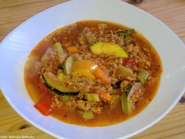 Rezept: Hack-Gemüse-Eintopf Hack-Gemüse-Eintopf - Rezept