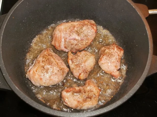 Rezept: Fleisch: Schweinebäckchen, rustikal Bild Nr. 4 Fleisch: Schweinebäckchen, rustikal - Rezept - Bild Nr. 4