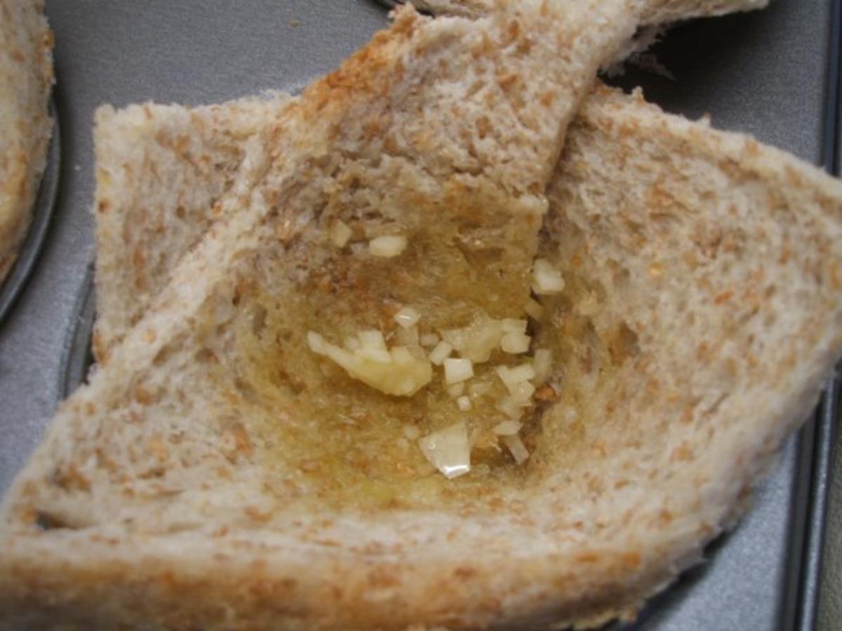 Toast: (Brot-)Körbchen mit frischer Füllung - Rezept - Bild Nr. 8