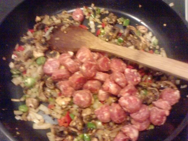 Pan Salsiccia e funghi molto picante  --  Wurstpfanne Salsiccia Picante mit Champis scharf - Rezept - Bild Nr. 11