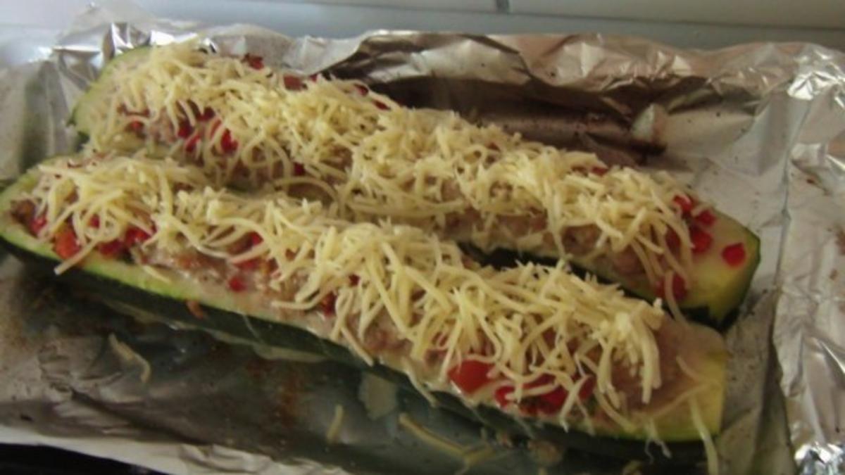 Überbackene Zucchini mit Hack und Reis - Rezept - Bild Nr. 7