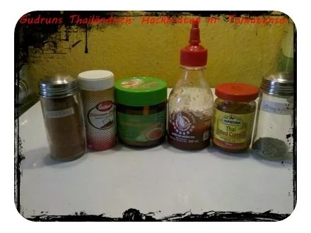 Rezept: Hackfleisch: Thailändischer Hackfleischbraten mit Tomatensoße und Pellkartoffeln Bild Nr. 4 Hackfleisch: Thailändischer Hackfleischbraten mit Tomatensoße und Pellkartoffeln - Rezept - Bild Nr. 4