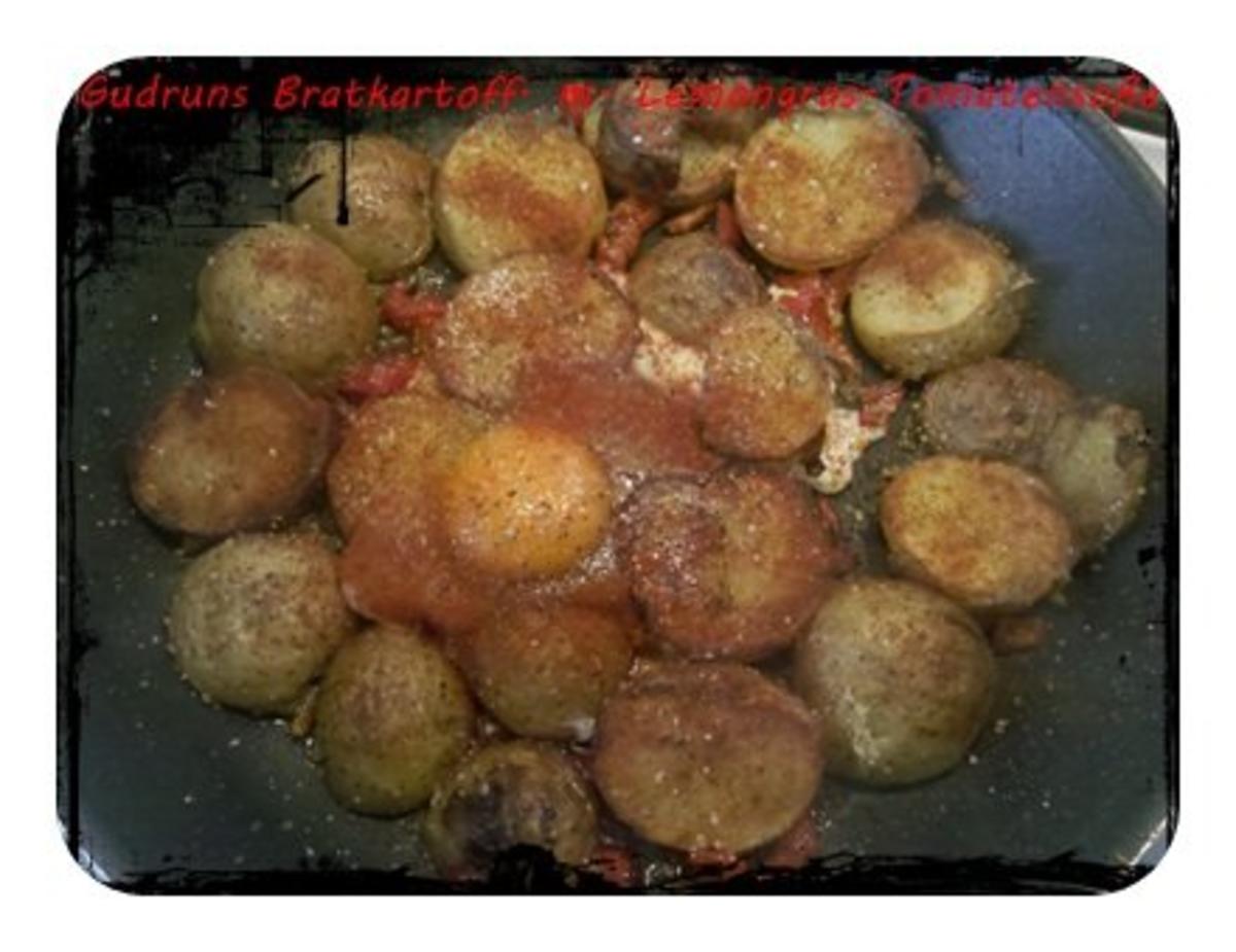 Kartoffeln: Bratkartoffeln mit Spiegelei und Tomaten-Lemongras-Soße - Rezept - Bild Nr. 9