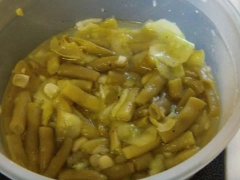 Bohnen - Gurkensalat - Rezept