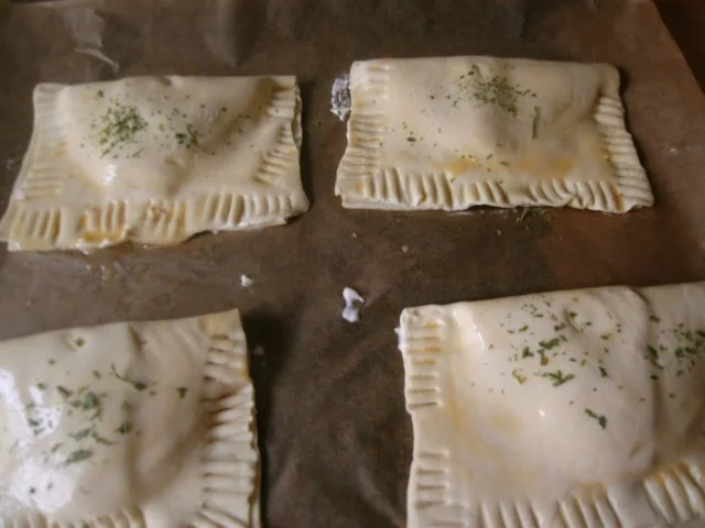 Rezept: gefüllte Blätterteigtaschen Bild Nr. 8 gefüllte Blätterteigtaschen - Rezept - Bild Nr. 8