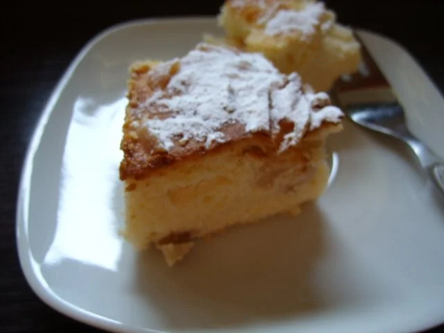 Rezept: Apfel-Quarktorte mit Grieß Apfel-Quarktorte mit Grieß - Rezept