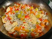 Rezept: Reissalat mit viel drin saulecker als Beilage zum Grillen und wenn das Wetter nicht Reissalat mit viel drin saulecker als Beilage zum Grillen und wenn das Wetter nicht - Rezept