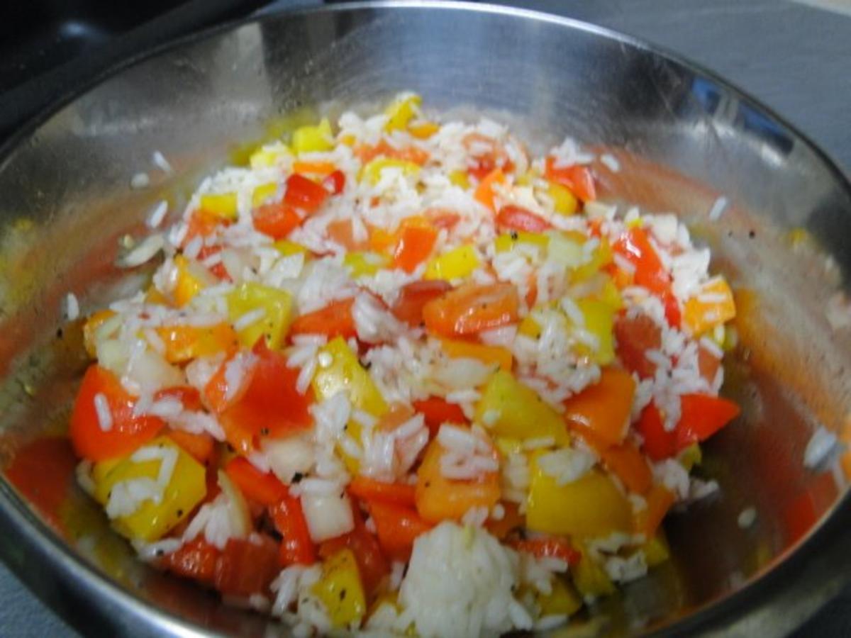Reissalat mit viel drin saulecker als Beilage zum Grillen und wenn das Wetter nicht - Rezept - Bild Nr. 2
