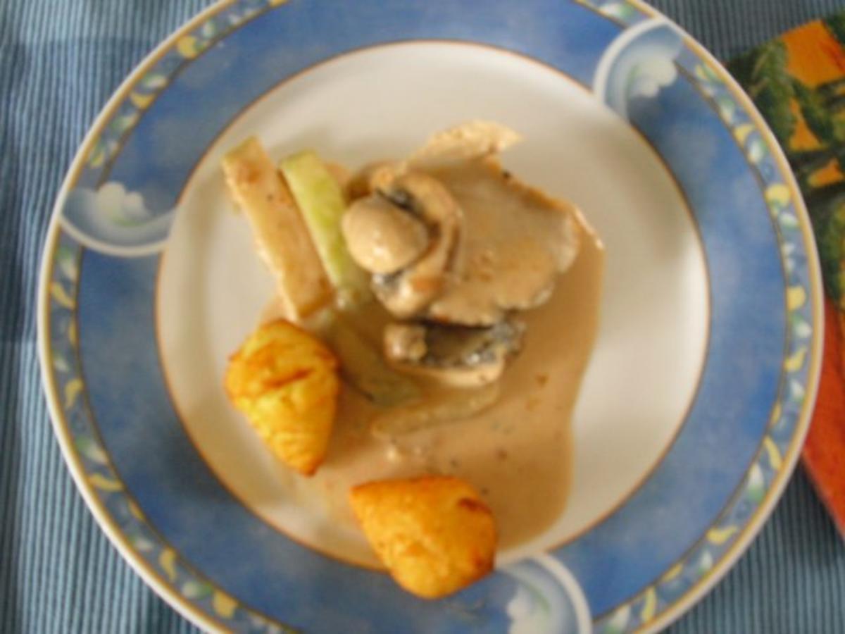 Schweinelendchen mit Champignon-Kohlrabi-Sauce - Rezept - kochbar.de