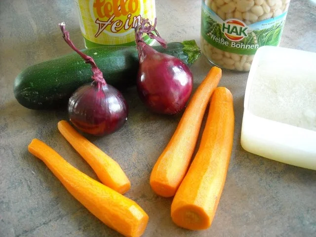 Rezept: Schnelle Gemüsesuppe Bild Nr. 2 Schnelle Gemüsesuppe - Rezept - Bild Nr. 2