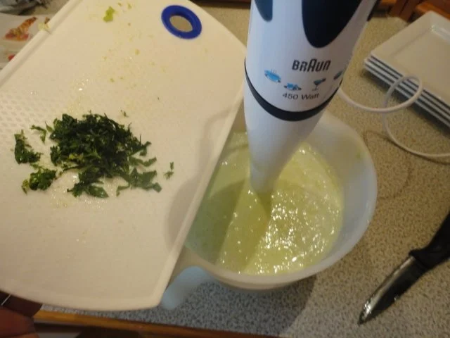 Rezept: geeistes Avocado Süppchen mit Räucher Saibling Bild Nr. 4 geeistes Avocado Süppchen mit Räucher Saibling - Rezept - Bild Nr. 4