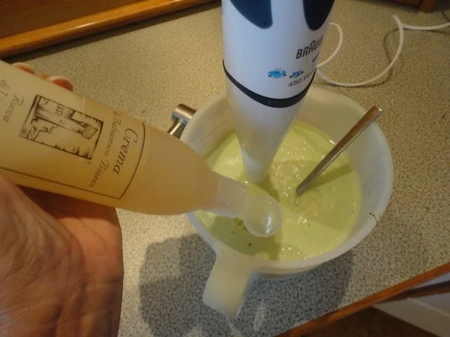 Rezept: geeistes Avocado Süppchen mit Räucher Saibling Bild Nr. 5 geeistes Avocado Süppchen mit Räucher Saibling - Rezept - Bild Nr. 5