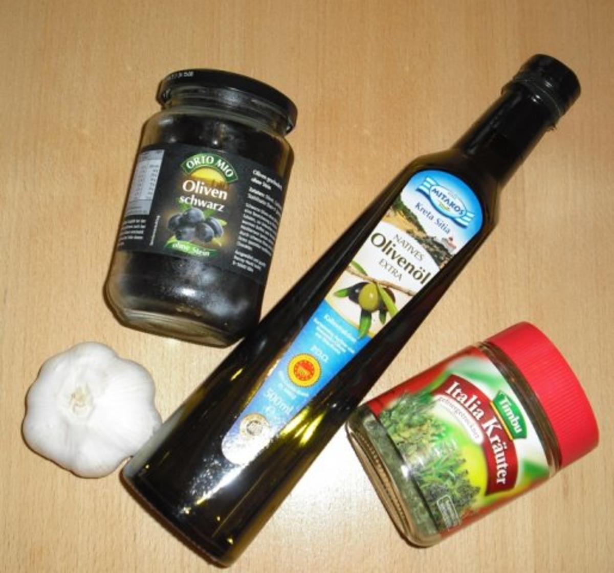 Oliven mit Knoblauch und Kräutern - Rezept - Bild Nr. 2