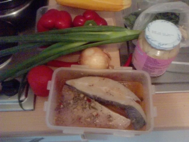 Friedlicher Schwertträger m. Freund u. Gemüse oder Fischteller Lukullus mit Ratatoillecker - Rezept - Bild Nr. 3