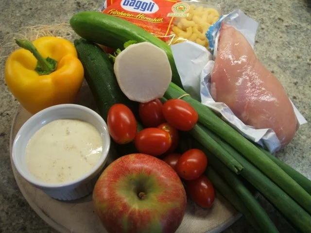 Salate: Nudelsalat, die 583igste Variante - Rezept - Bild Nr. 2