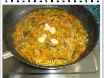 Rezept: *Chinesische Nudelsuppe süß-sauer* Bild Nr. 14 *Chinesische Nudelsuppe süß-sauer* - Rezept - Bild Nr. 14