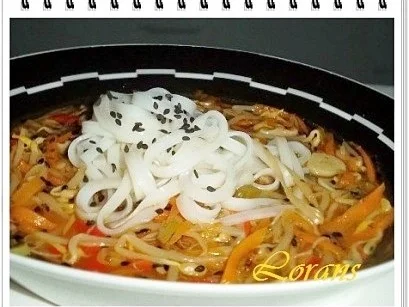 Rezept: *Chinesische Nudelsuppe süß-sauer* Bild Nr. 19 *Chinesische Nudelsuppe süß-sauer* - Rezept - Bild Nr. 19