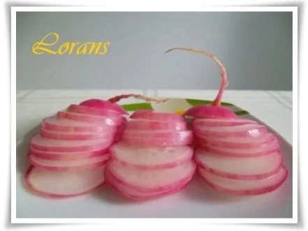 Rezept: Eisbergsalat auf Kohlrabi Blättern mit Thunfisch und …. Bild Nr. 5 Eisbergsalat auf Kohlrabi Blättern mit Thunfisch und …. - Rezept - Bild Nr. 5