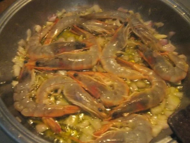 Spaghetti mit Garnelen und Ouzo - Rezept - Bild Nr. 2