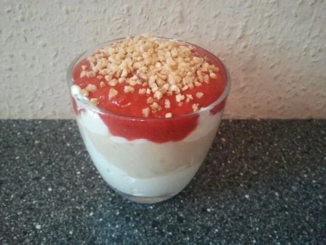 Bananen-Erdbeer-Quark-Dessert - Rezept