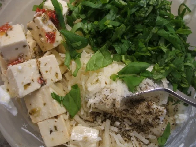 Rezept: Frischkäse: Schafskäse und Parmesan Bild Nr. 3 Frischkäse: Schafskäse und Parmesan - Rezept - Bild Nr. 3