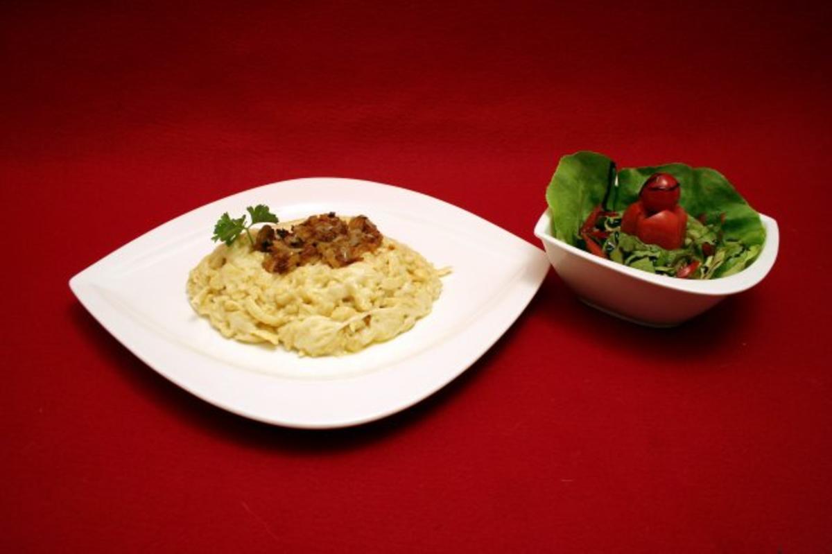 Allgäuer Käsespätzle mit Röstzwiebeln - Rezept