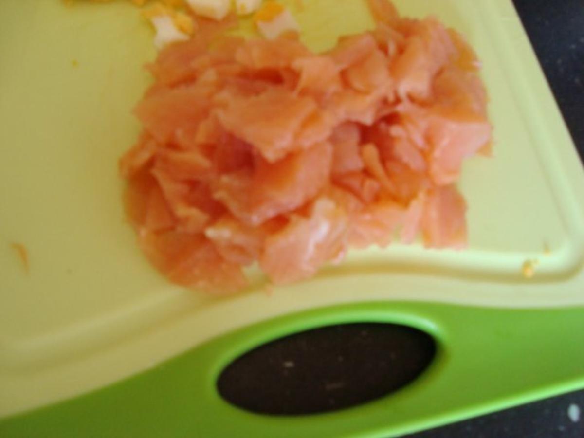 Feldsalat mit Lachs-Ei-Topping - Rezept - kochbar.de