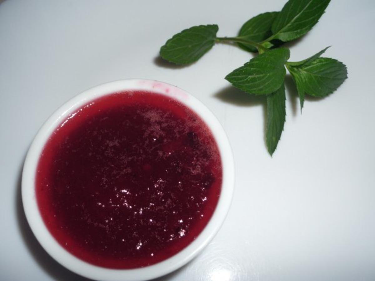 Bilder für Ananasmarmelade mit Aronia und Extraschärfe - Rezept