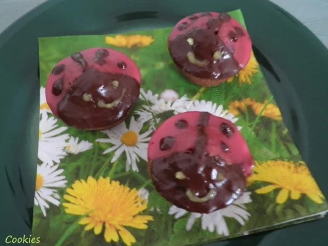 Rezepte für Kinder 15 : Marienkäfer - Rezept - Bild Nr. 12