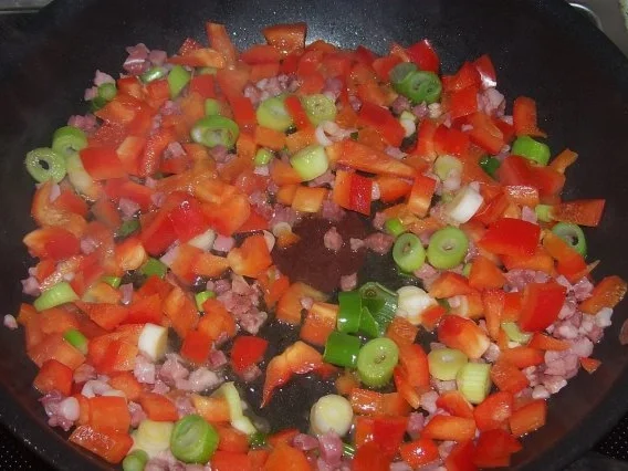 Thunfisch-Nudel-Auflauf mit mediterraner Feta-Tomaten-Creme - Rezept - Bild Nr. 3