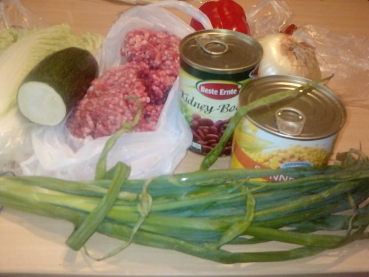 E N C H I L A D A -- I N F E R N A L E --- Weizenmehltortillas gefüllt mit Chili con Carne - Rezept - Bild Nr. 2