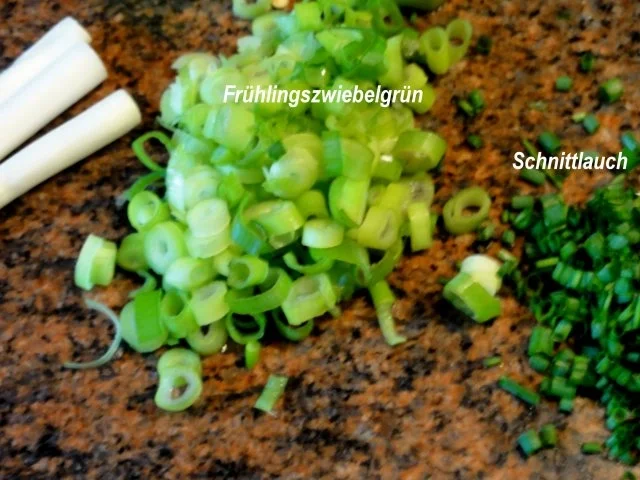 Rezept: Salatbar: FELDSALAT mit bunten Paprikawürfeln Bild Nr. 2 Salatbar: FELDSALAT mit bunten Paprikawürfeln - Rezept - Bild Nr. 2