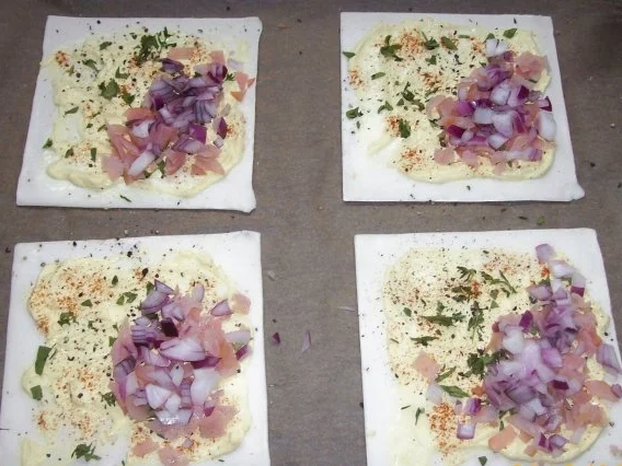 Snack/Vorspeise: Herzhaft-süße Blätterteigtaschen mit Pflaumen-Schinken-Füllung - Rezept - Bild Nr. 7