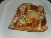 Pizza mit Birnen und Blauschimmelkäse - Rezept