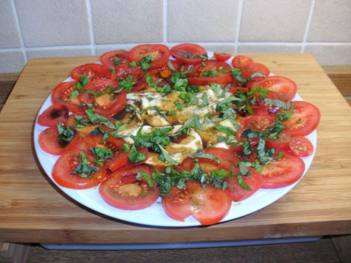 Tomaten - Mozzarella Platte - Rezept