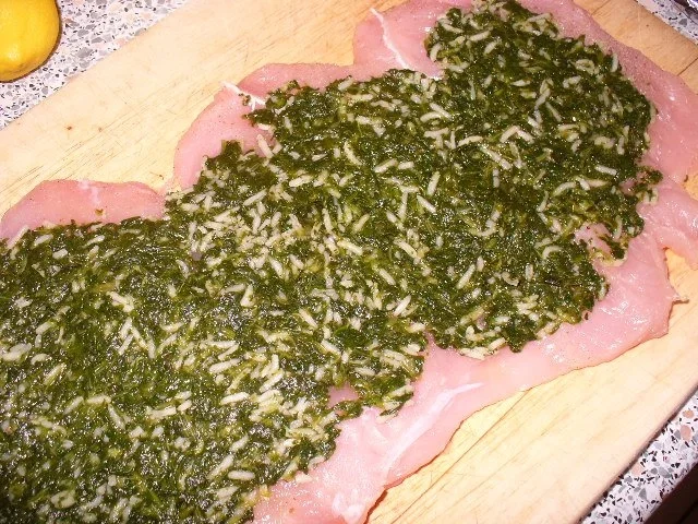 Rezept: Gefüllte Putenbrustroulade Bild Nr. 9 Gefüllte Putenbrustroulade - Rezept - Bild Nr. 9