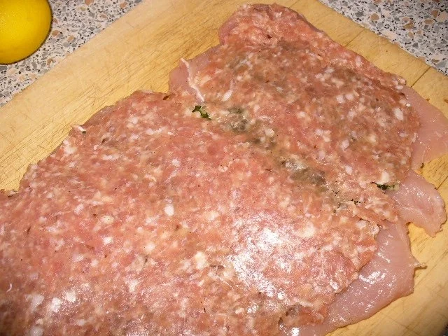 Rezept: Gefüllte Putenbrustroulade Bild Nr. 11 Gefüllte Putenbrustroulade - Rezept - Bild Nr. 11
