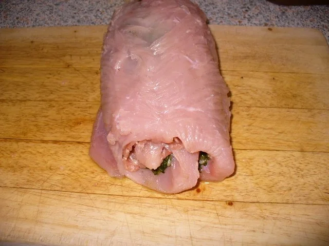 Rezept: Gefüllte Putenbrustroulade Bild Nr. 12 Gefüllte Putenbrustroulade - Rezept - Bild Nr. 12