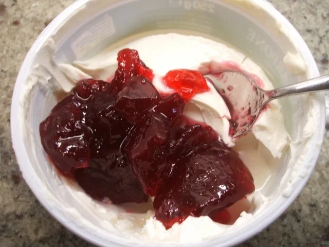 Gemüse: Rahmporree mit Rehfleischküchle und Johannisbeer-Mascarpone-Dip - Rezept - Bild Nr. 4