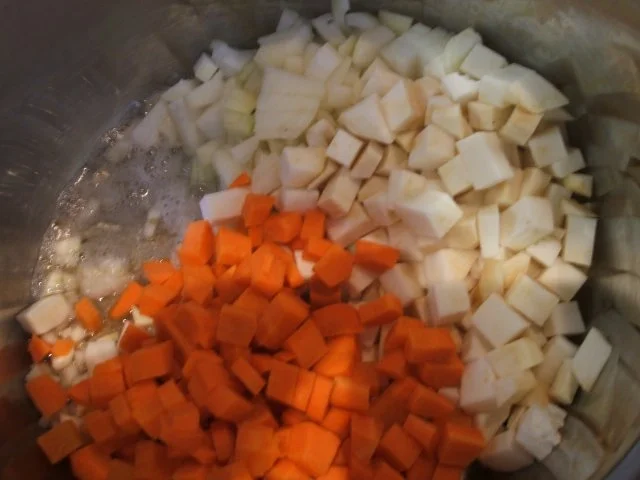 Fleisch: "Bauch mit Bohnakern und Fränkische Klöß´" - Rezept - Bild Nr. 4