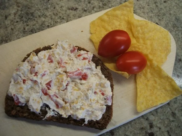 Rezept: Frischkäse: Tomaten und Taccos Frischkäse: Tomaten und Taccos - Rezept