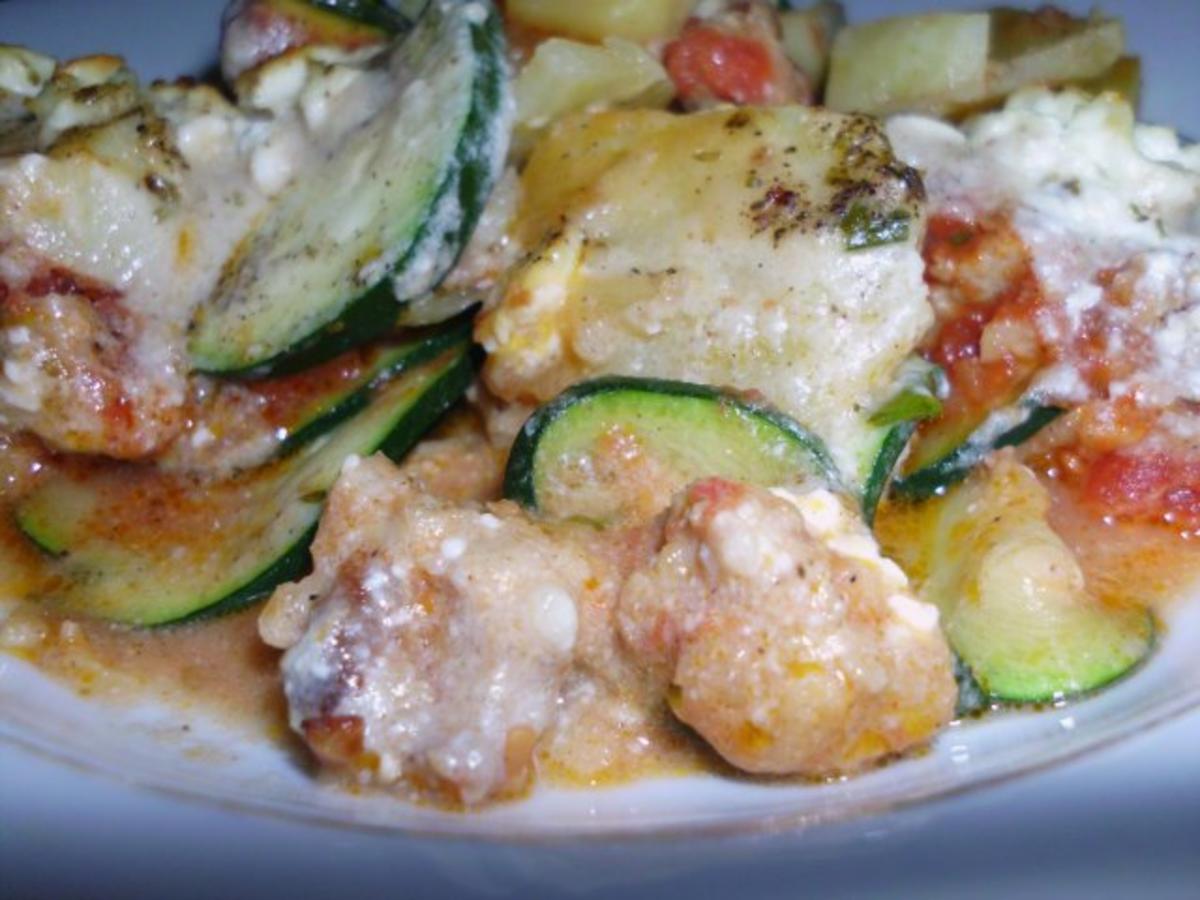 Kartoffelauflauf mit Zucchini und Hackfleisch - Rezept