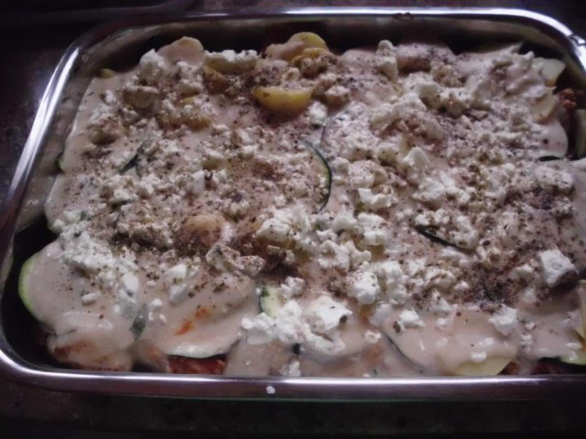 Kartoffelauflauf mit Zucchini und Hackfleisch - Rezept - Bild Nr. 3