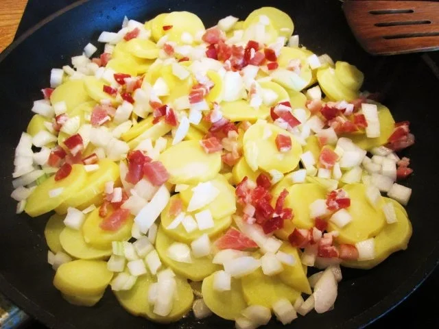 Rezept: Bratkartoffeln mit ... Bild Nr. 3 Bratkartoffeln mit ... - Rezept - Bild Nr. 3