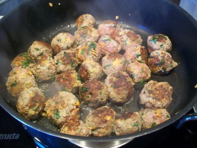 Rezept: Hackbällchen Soße Bild Nr. 2 Hackbällchen Soße - Rezept - Bild Nr. 2